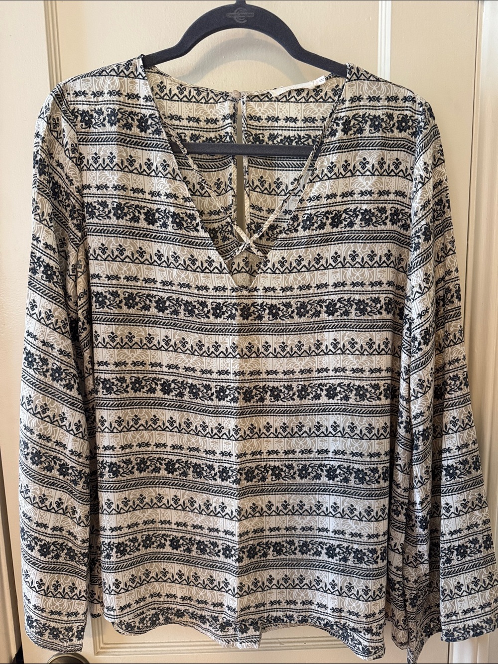 Like New! Nordstrom Lush Blouse
